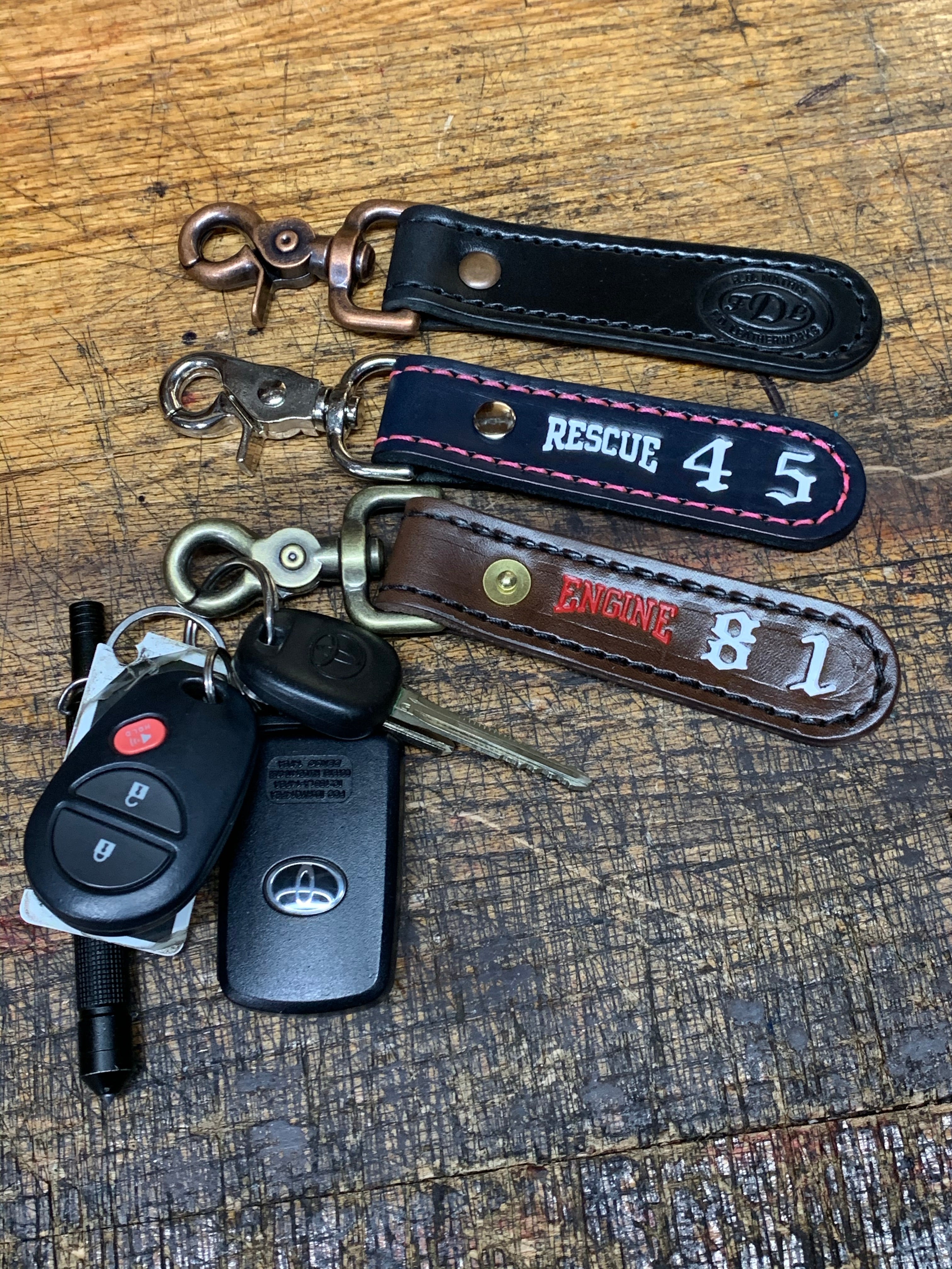 D&M Leather Studio Heavy Duty Personalized Leather Keychain with Solid Brass Hook , Custom Car Key Fob Dark Brown / Yes